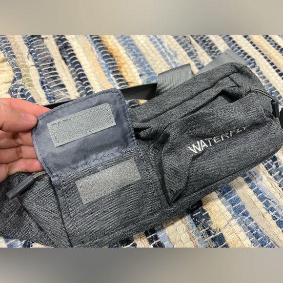 5 for $25: Small gray waterfly Fanny pack - Picture 8 of 8